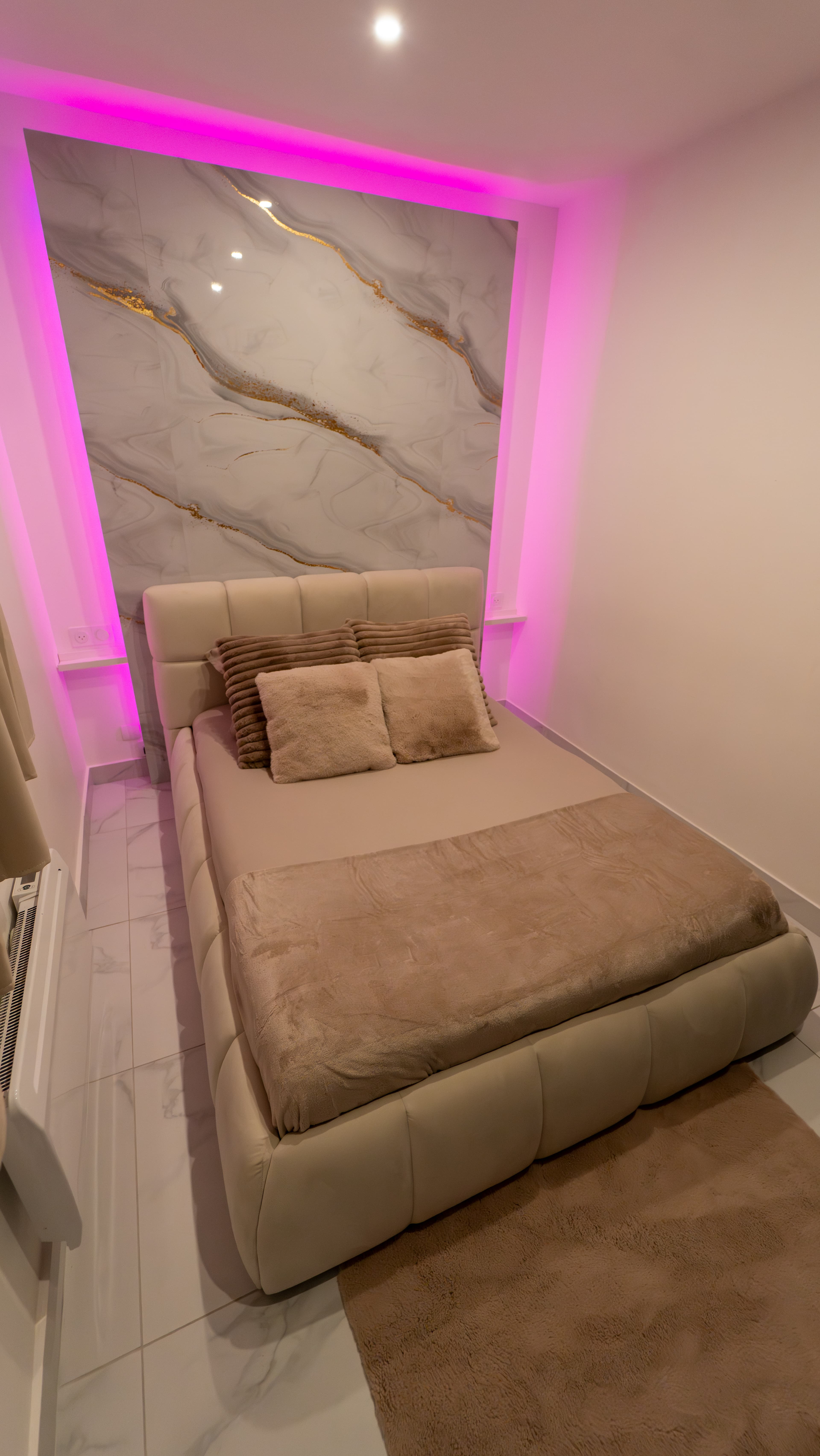 Suite Gold — Chambre lit double spa privatif